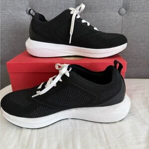 Easy Spirit x Denise Austin Sneakers